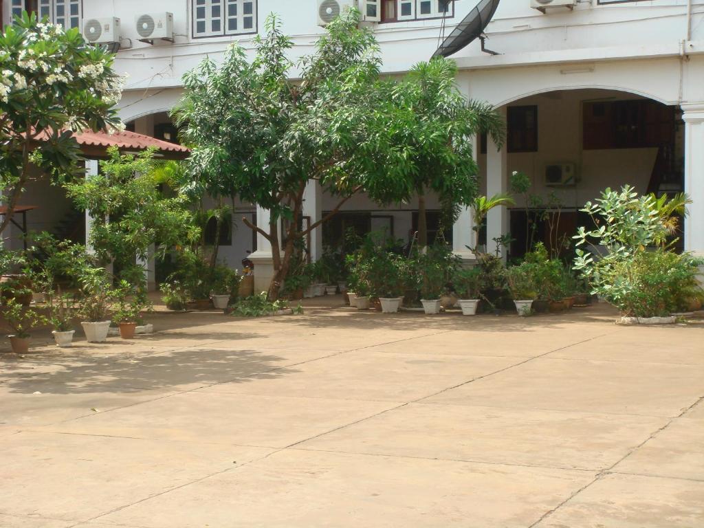 Champa Hotel Pakse Exterior foto